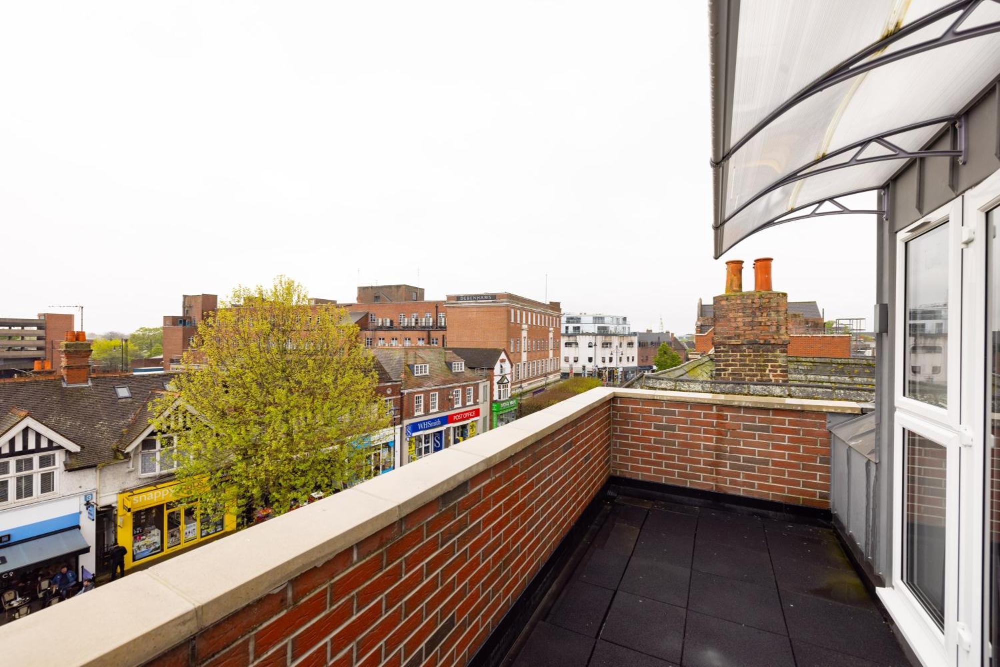 Charles Hope Staines Centre Apartment Exterior photo